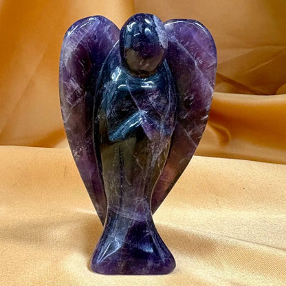 Chevron ametisti - Kristallienkeli - Arkkienkeli Zadkiel - 7,5cm - Valkoisen Liekin Voima