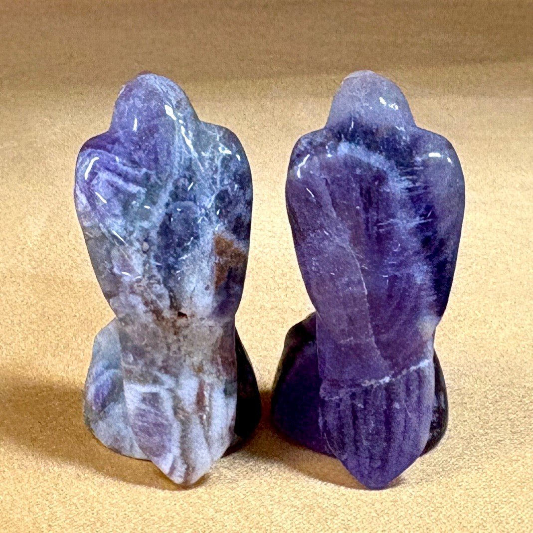 Chevron ametisti - Kristallilintu - 3,5cm - Valkoisen Liekin Voima