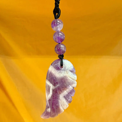 Chevron ametisti (selkeät chevron kuviot) - Enkelinsiipikaulakoru - Violettiliekin voimaa - Valkoisen Liekin Voima