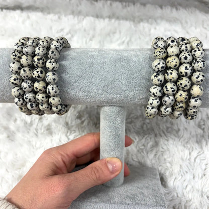 Dalmatian jaspis - Rannekoru - Tuo iloa ja kepeyttä elämään - Valkoisen Liekin Voima