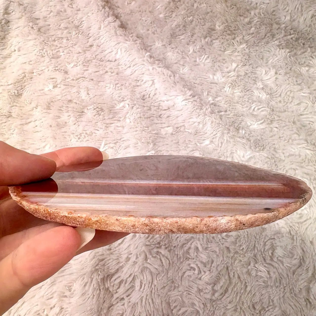 Iso uniikki Akaattilevy - Ruskea - 13cm x 11cm - 150g - Valkoisen Liekin Voima