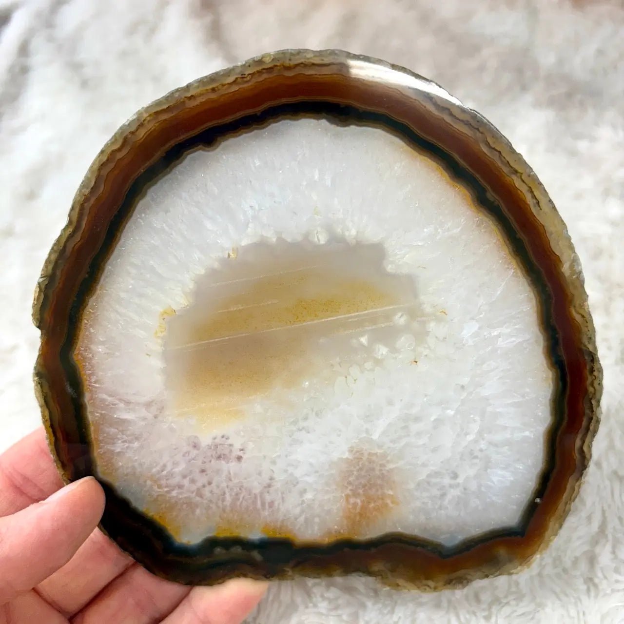 Iso uniikki Akaattilevy - Tummanruskea - 13,5cm x 13cm - 240g - Valkoisen Liekin Voima