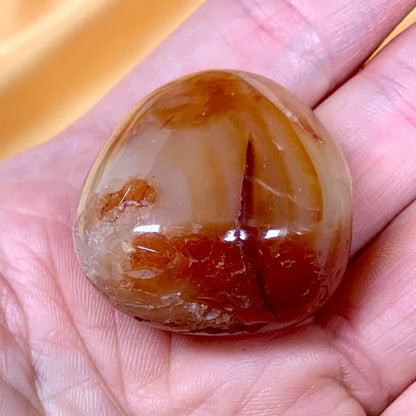 Karneoli kämmenkivi 3 - 5cm - Paras laatu - Valkoisen Liekin Voima