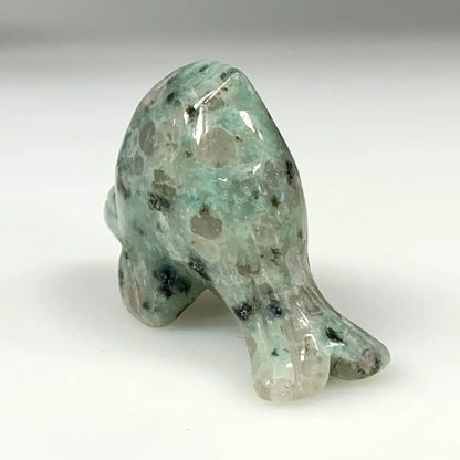 Kiivikivi - Kristallifisu - Lasten suosikki - 4,5cm - Valkoisen Liekin Voima