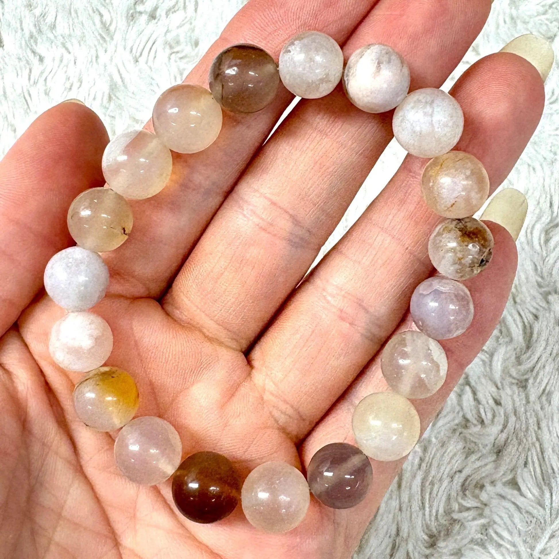 Kirsikankukka - akaatti - Rannekoru - Auttaa menestymään ja ottamaan koko potentiaalin käyttöön - Valkoisen Liekin Voima