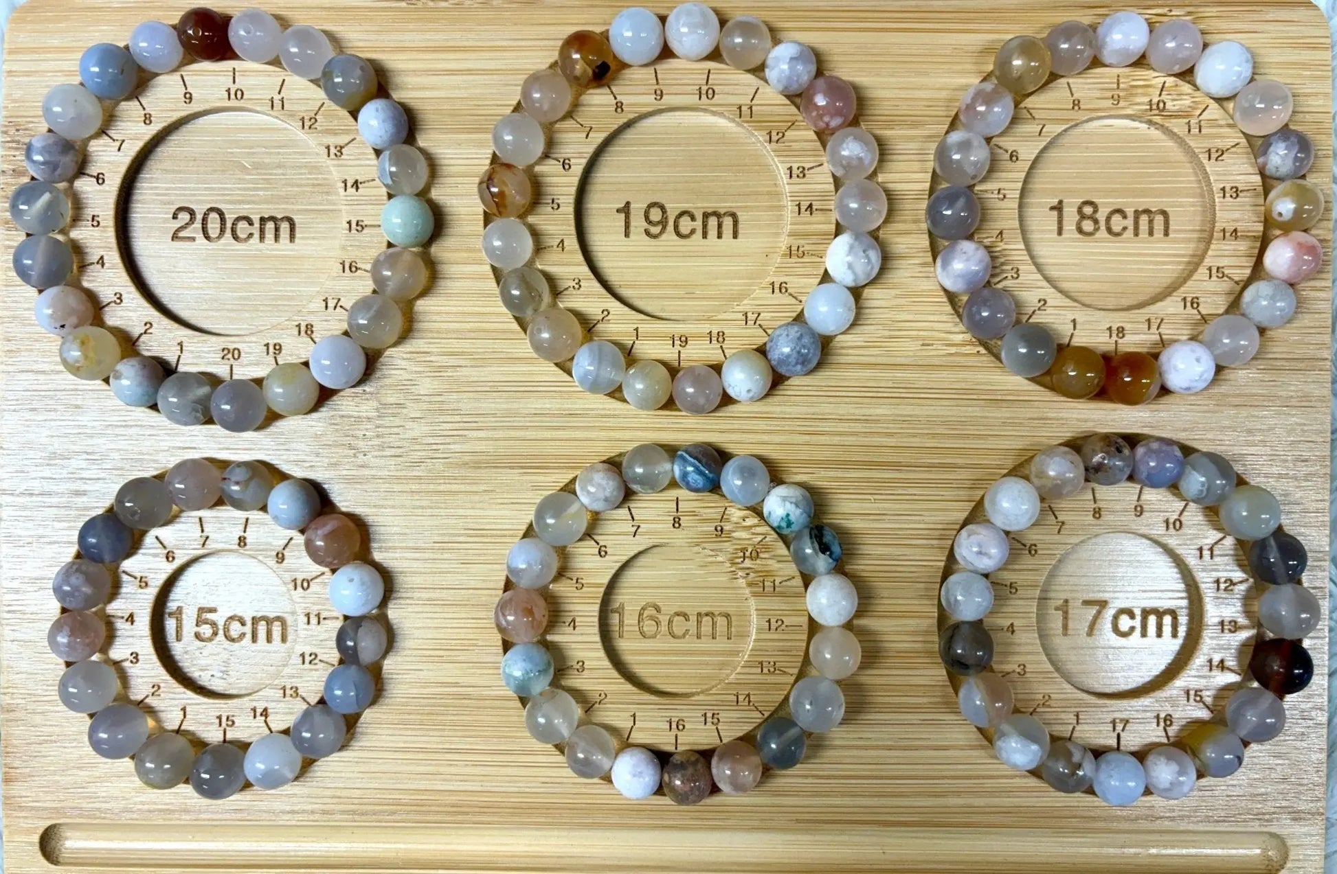 Kirsikankukka - akaatti - Rannekoru - Auttaa menestymään ja ottamaan koko potentiaalin käyttöön - Valkoisen Liekin Voima