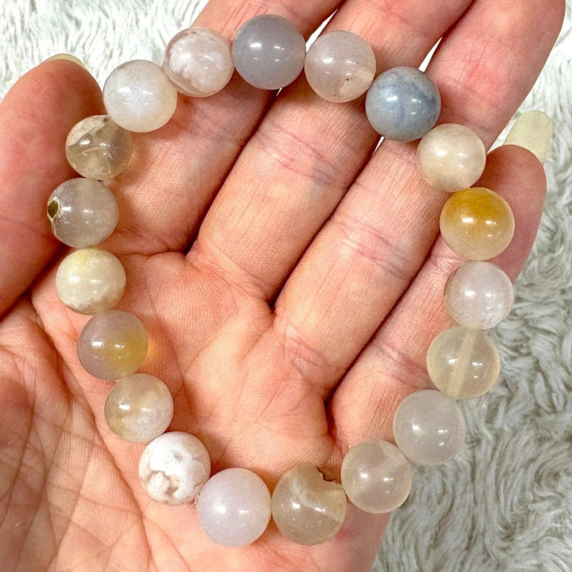 Kirsikankukka - akaatti - Rannekoru - Auttaa menestymään ja ottamaan koko potentiaalin käyttöön - Valkoisen Liekin Voima