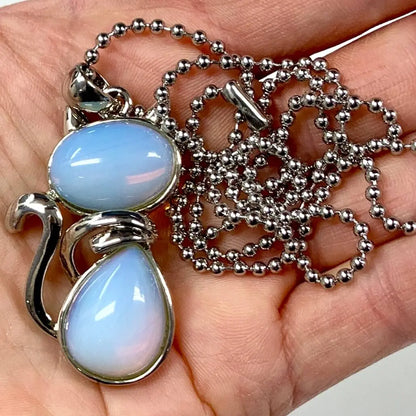 Kissakaulakoru - Opaliitti 4,5cm + ketju 60cm - Valkoisen Liekin Voima