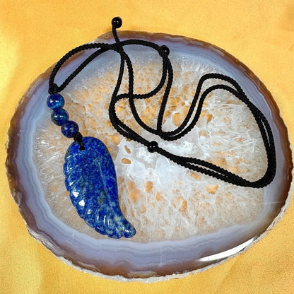 Lapis latsuli - Enkelinsiipikaulakoru - Suojelusta, vahvuutta ja rohkeutta - Valkoisen Liekin Voima