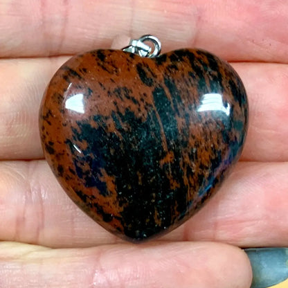 Mahonkiobsidiaani - muhkea sydänkaulakoru 3cm x 3cm - Valkoisen Liekin Voima