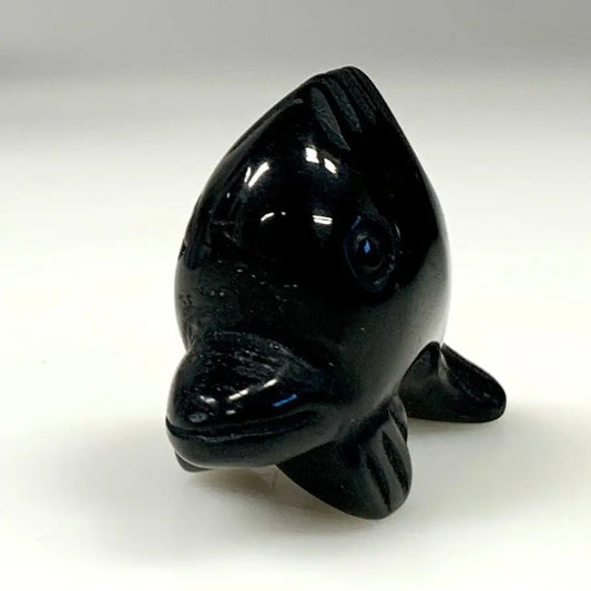 Musta obsidiaani - Kristallifisu - Lasten suosikki - 4,5cm - Valkoisen Liekin Voima