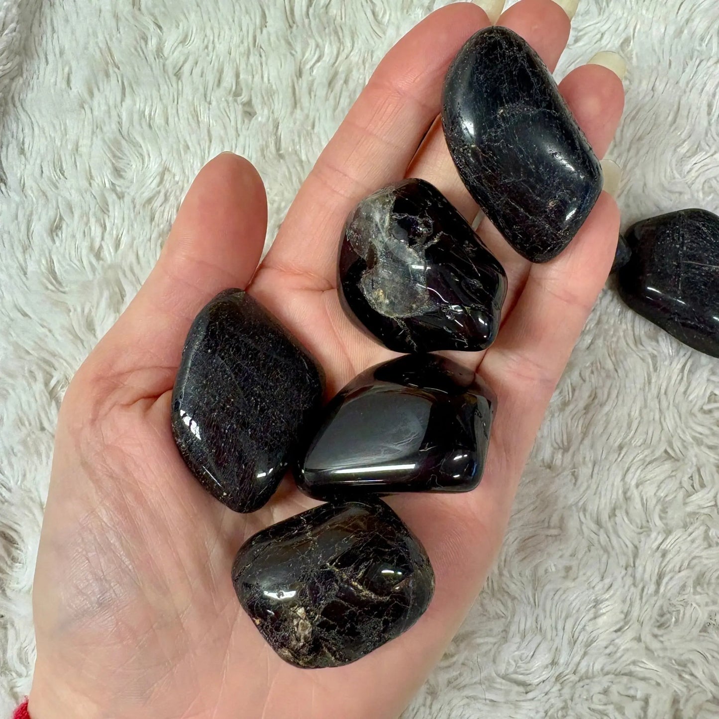 Musta turmaliini - Kämmenkivi 3-5cm - Kantaa Ae Roquielin energiaa - Huippulaatu Valkoisen Liekin Voima