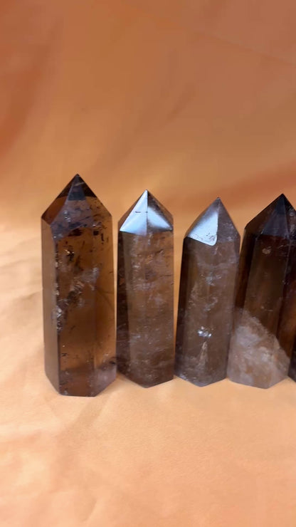 Savukvartsi - TUMMA - Kristallikärki - Rentouttaa kehon ja mielen jännityksiä - 8cm