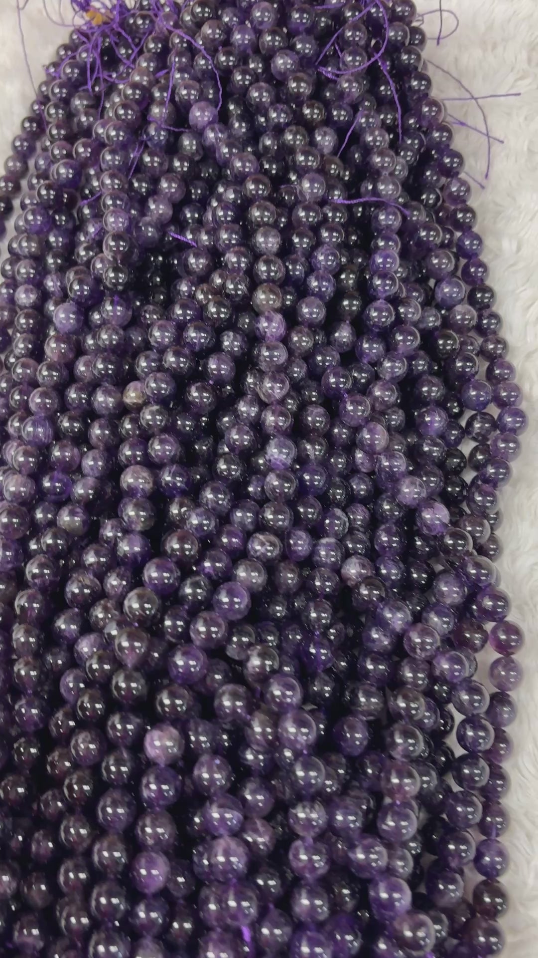 Tumma ametisti - Rannekoru - Muuntaa energiat ja suojaa vahvasti