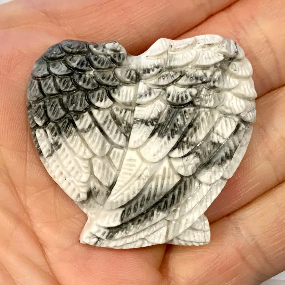 Rauhaa ja avoimuutta lisäävä Enkelinsiipi - Howliitti 4cm - Valkoisen Liekin Voima