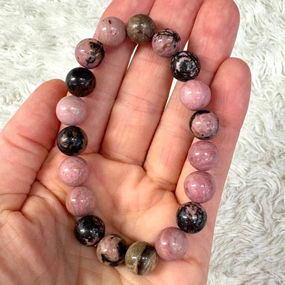 Rodoniitti - Rannekoru - Auttaa sydänsuruissa, eheyttää ihmissuhteita Valkoisen Liekin Voima