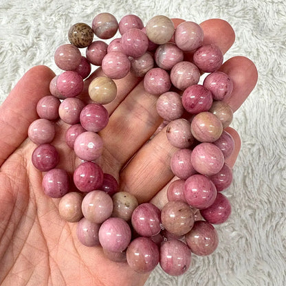 Rodoniitti (vaalea) - Rannekoru - Opettaa hyväksymään sen, että olet kaiken rakkauden arvoinen Valkoisen Liekin Voima