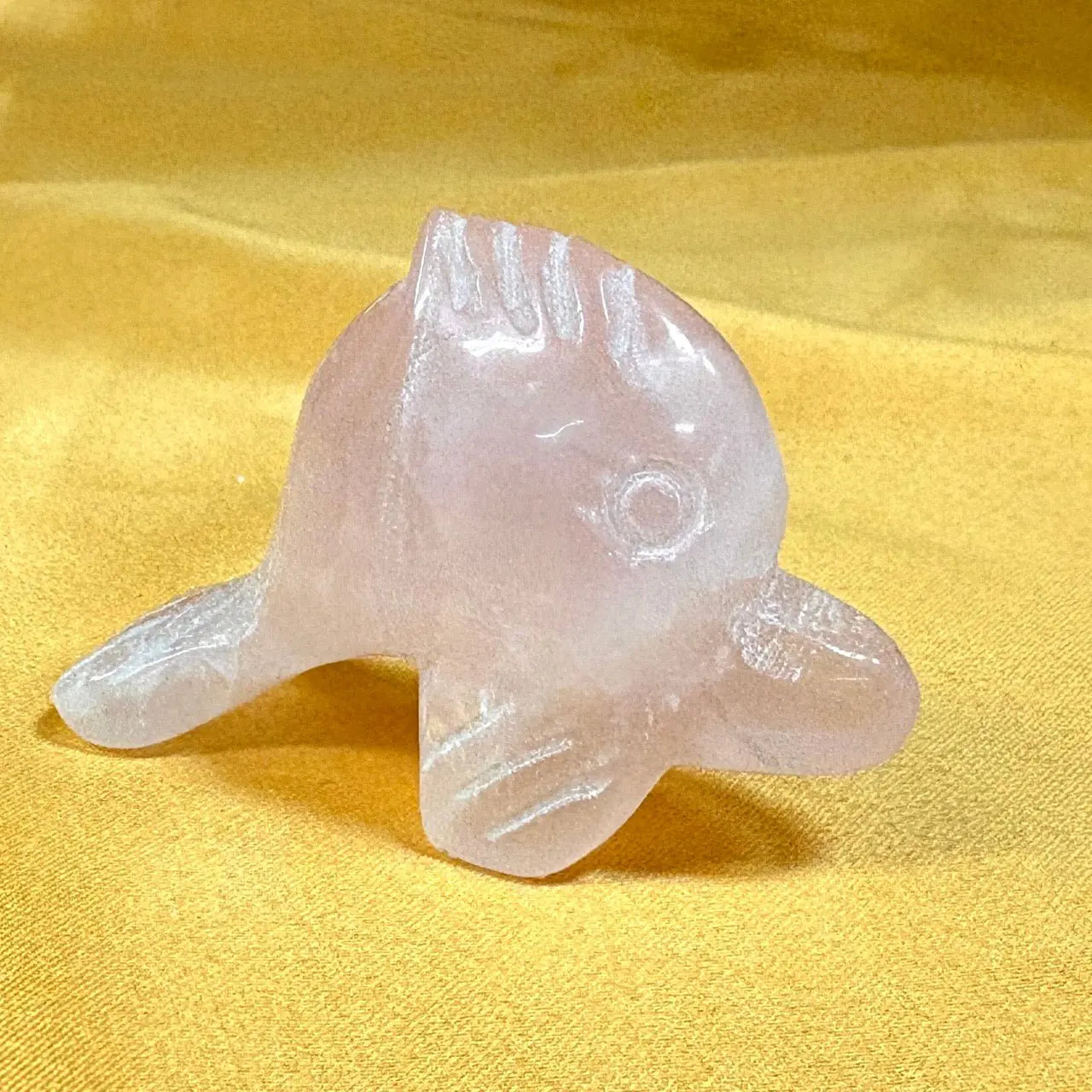 Ruusukvartsi - Kristallifisu - Lasten suosikki - 4,5cm - Valkoisen Liekin Voima