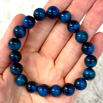 Sininen Tiikerinsilmä - Rannekoru - Vahvistaa energiavirtauksia kehossa - Valkoisen Liekin Voima