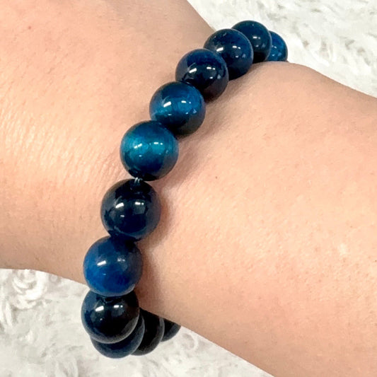 Sininen Tiikerinsilmä - Rannekoru - Vahvistaa energiavirtauksia kehossa - Valkoisen Liekin Voima