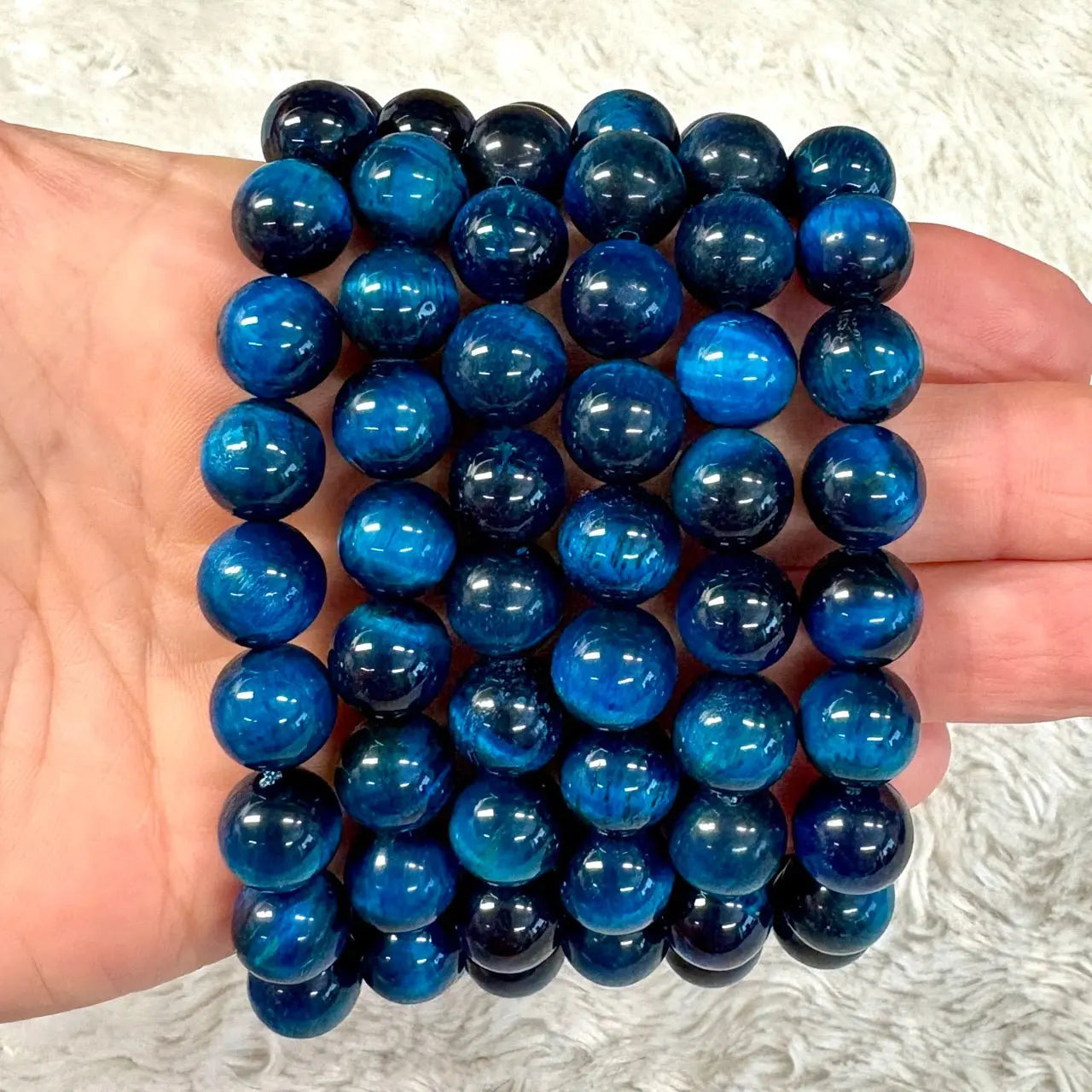 Sininen Tiikerinsilmä - Rannekoru - Vahvistaa energiavirtauksia kehossa - Valkoisen Liekin Voima