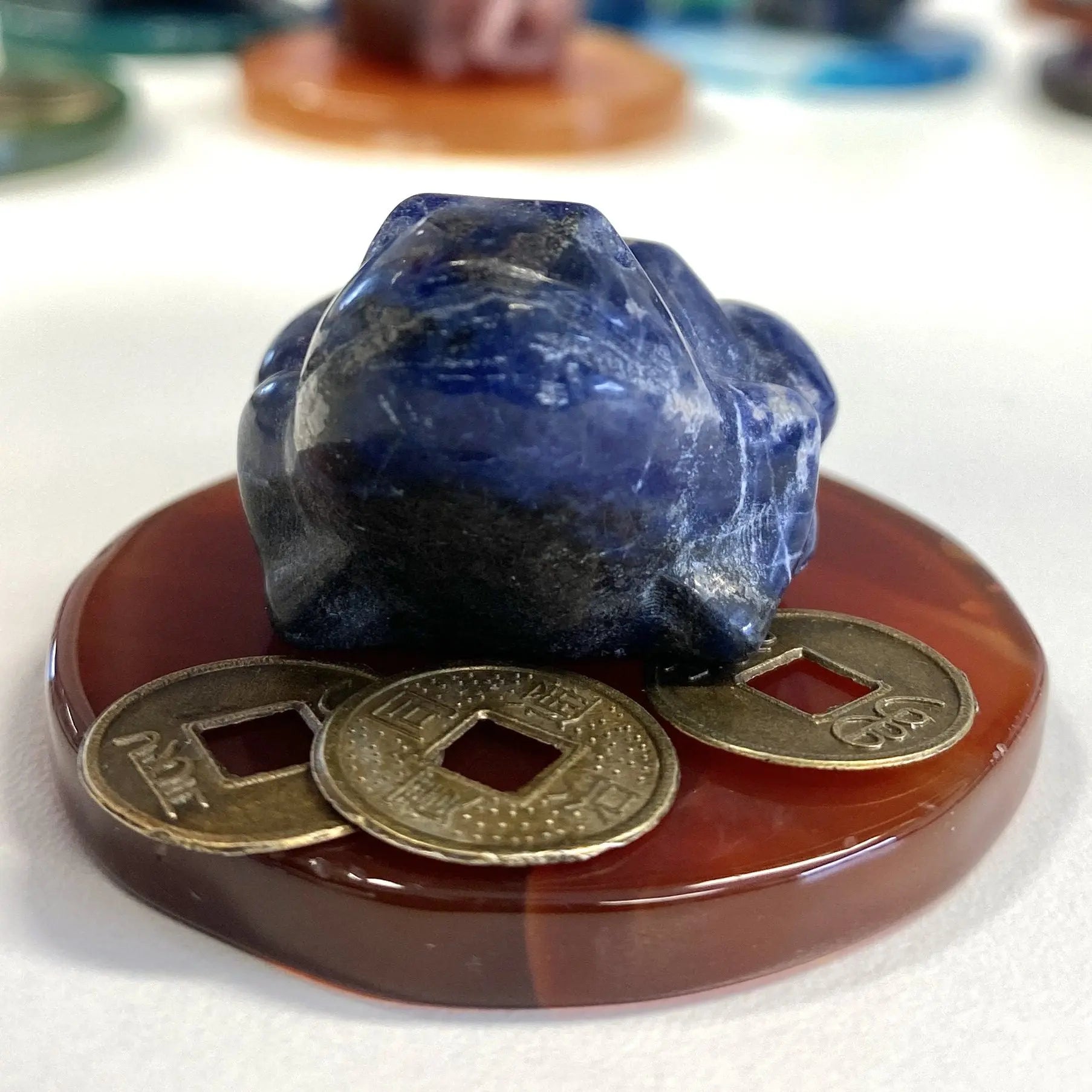 Sodaliitti - Runsauden Sammakko + akaattilevy + runsaudenkolikot - Valkoisen Liekin Voima