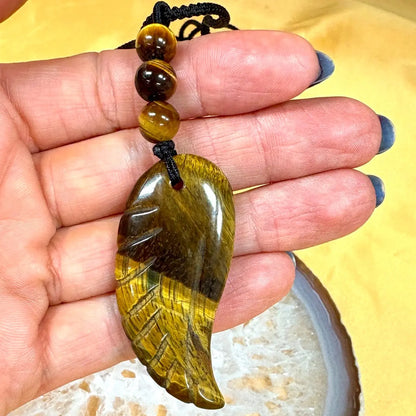 Tiikerinsilmä - Enkelinsiipikaulakoru - Terveyttä, ymmärrystä ja sisäistä voimaa - Valkoisen Liekin Voima