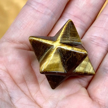 Tiikerinsilmä - Kristallimerkaba - Suojelua, hoitavaa energiaa, viisautta - 2cm - Valkoisen Liekin Voima