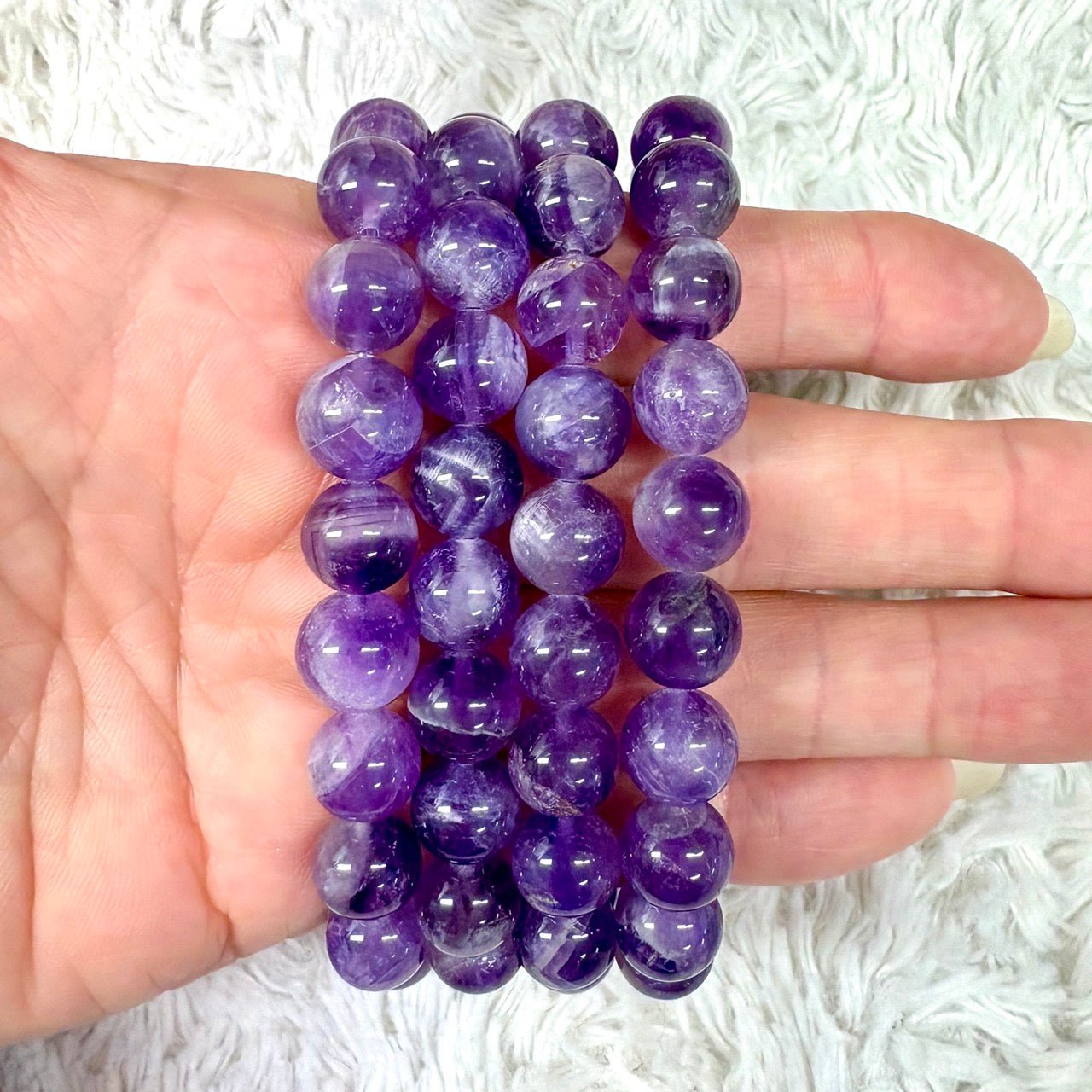 Vaalea ametisti - Rannekoru - Rauhoittaa ylikuormitusta ja auttaa palautumaan - Valkoisen Liekin Voima