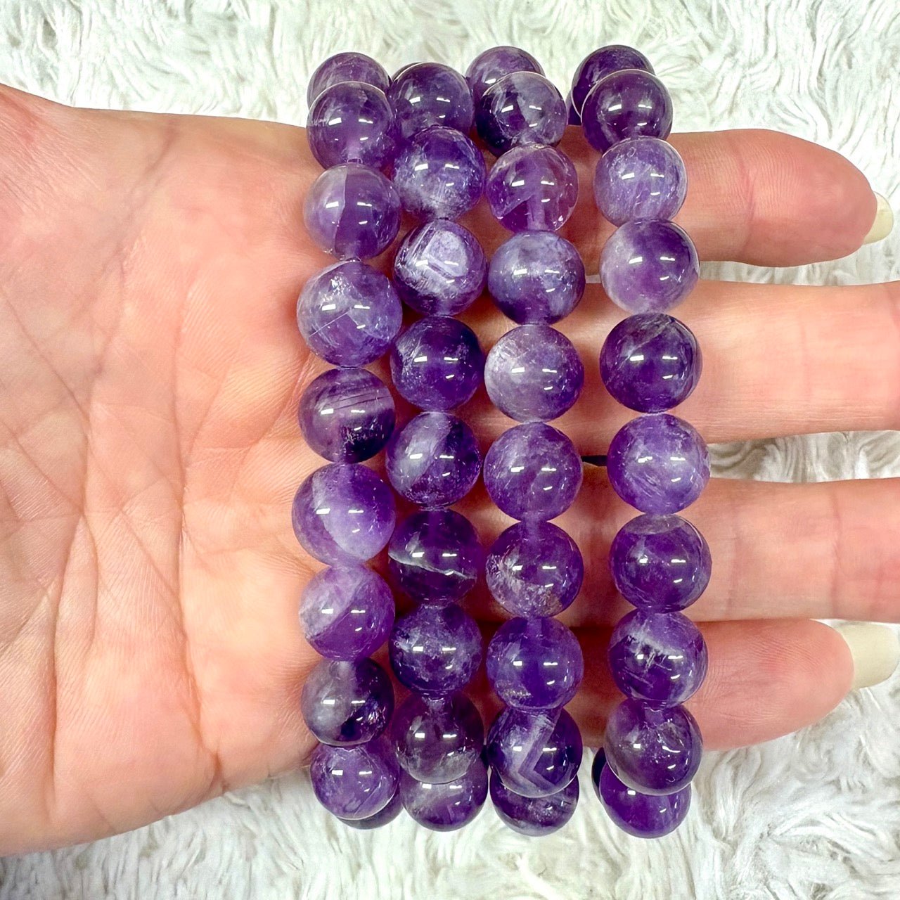 Vaalea ametisti - Rannekoru - Rauhoittaa ylikuormitusta ja auttaa palautumaan - Valkoisen Liekin Voima