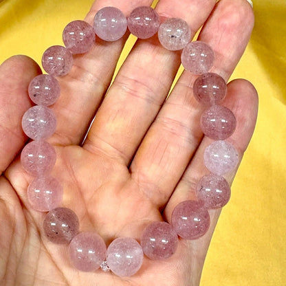 Vaalea Mansikkakvartsi - Rannekoru - Purkaa itsesyytöstä ja häpeää, voimistaa - Valkoisen Liekin Voima