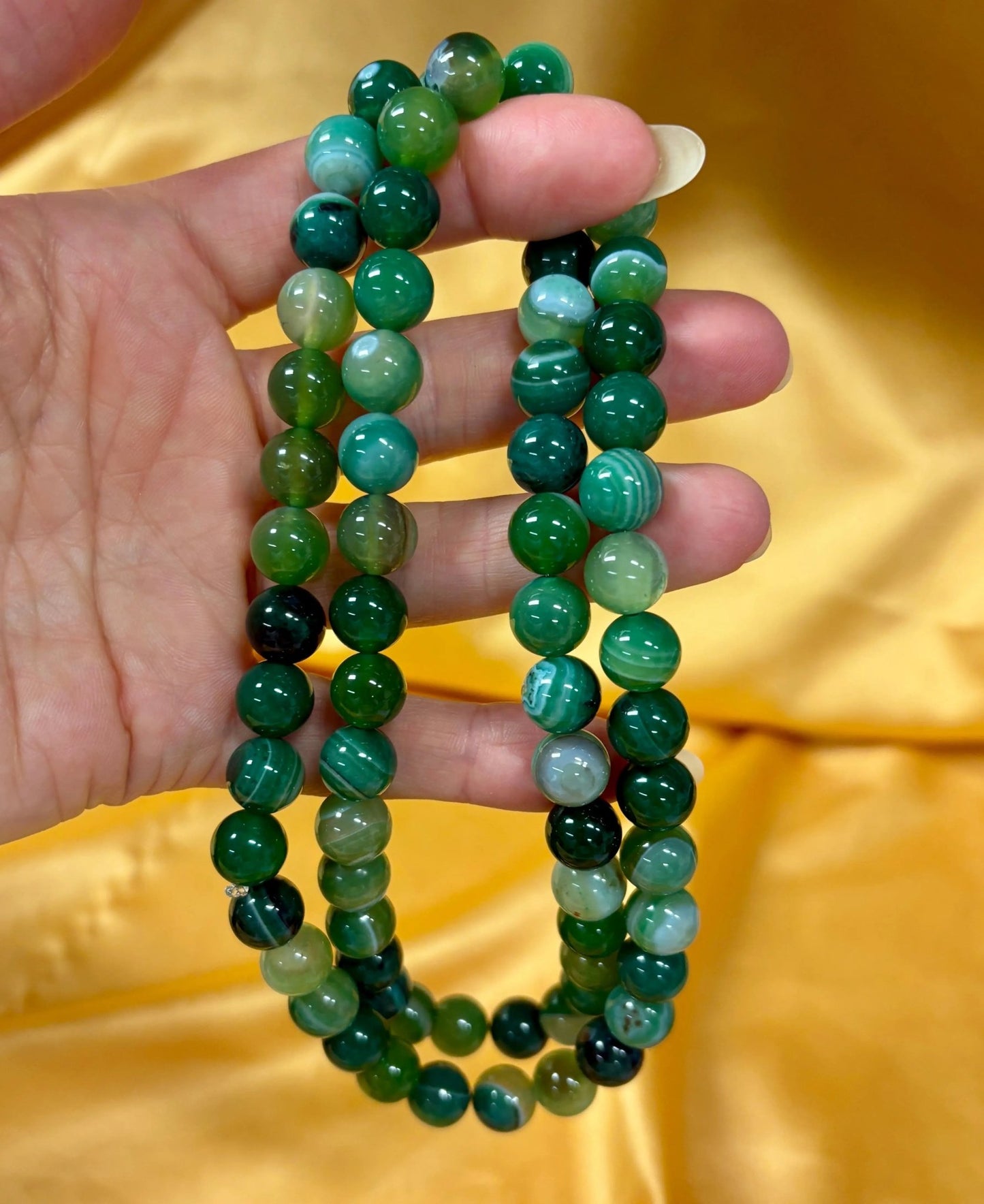 Vihreä akaatti Kaulakoru - Tuo elinvoimaa, parannusta ja runsautta - Valkoisen Liekin Voima