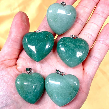 Vihreä aventuriini - Sydänkaulakoru 3cm - Kantaa Ae Rafaelin energiaa - Valkoisen Liekin Voima