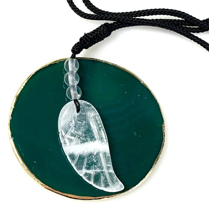 Vuorikristalli - Enkelinsiipikaulakoru - Opastusta, puhdistusta, mielen selkeyttä - Valkoisen Liekin Voima