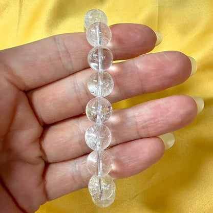 Vuorikristalli - Rannekoru - Tasapainottaa chakroja, kohottaa värähtelyä, opastaa - Valkoisen Liekin Voima